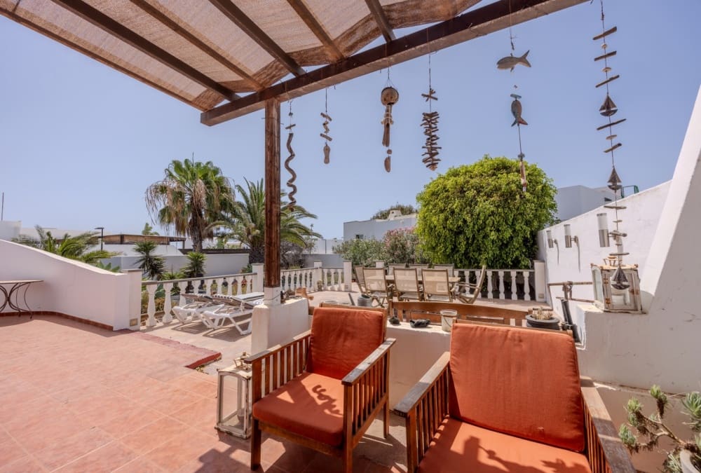 2 bedroom Villa for sale in Playa Blanca - € 390,000 (Ref: 9276296)