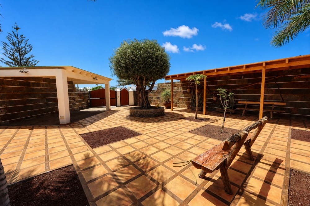 3 soverom Villa til salgs i Playa Blanca med svømmebasseng - € 700 000 (Ref: 9282145)