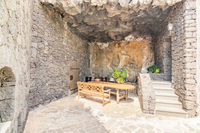 1 chambre Villa/Maison à vendre à Charco del Palo, Haría avec piscine - 998 000 € (Ref: 9285185)