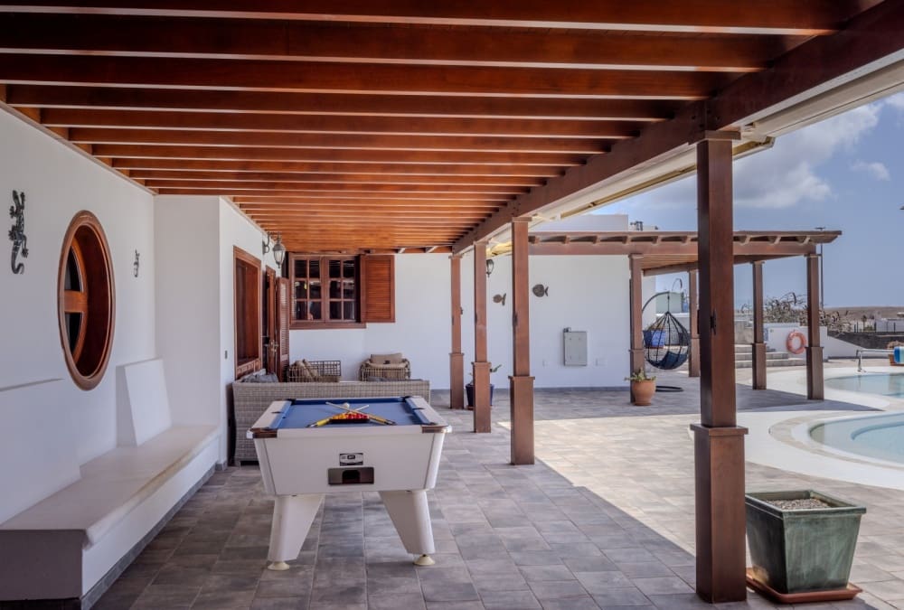 5 slaapkamer Villa te koop in Playa Blanca met zwembad - € 1.750.000 (Ref: 9285187)