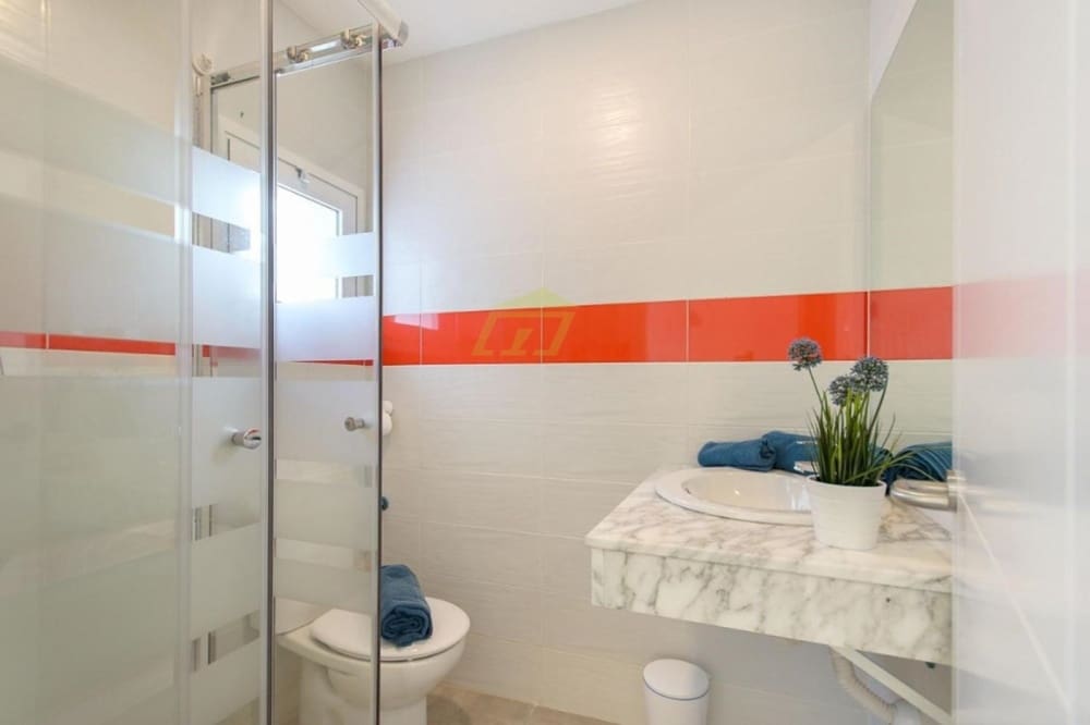 7 soveværelse Villa til salg i Playa Blanca med swimmingpool - € 675.000 (Ref: 9285190)