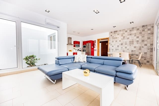 3 quarto Moradia para venda em Tías com piscina - 1 240 000 € (Ref: 9326446)