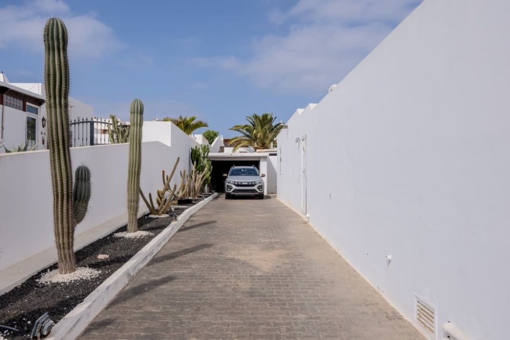 4 soverom Villa til salgs i Playa Blanca med svømmebasseng - € 499 000 (Ref: 9349513)