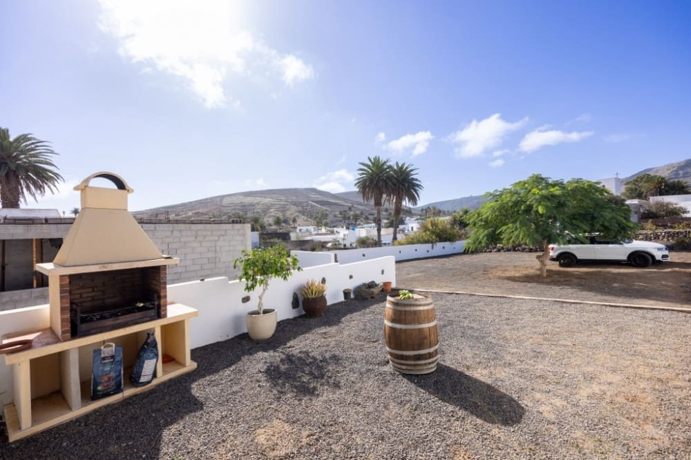 6 sovrum Villa till salu i Haria - 798 000 € (Ref: 9359550)