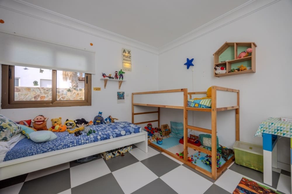 3 sovrum Villa till salu i Playa Blanca med pool - 415 000 € (Ref: 9367478)