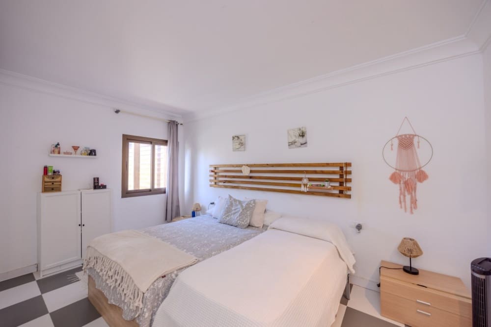 3 soveværelse Villa til salg i Playa Blanca med swimmingpool - € 415.000 (Ref: 9367478)