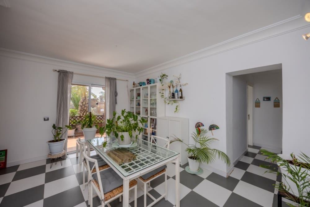 3 soveværelse Villa til salg i Playa Blanca med swimmingpool - € 415.000 (Ref: 9367478)