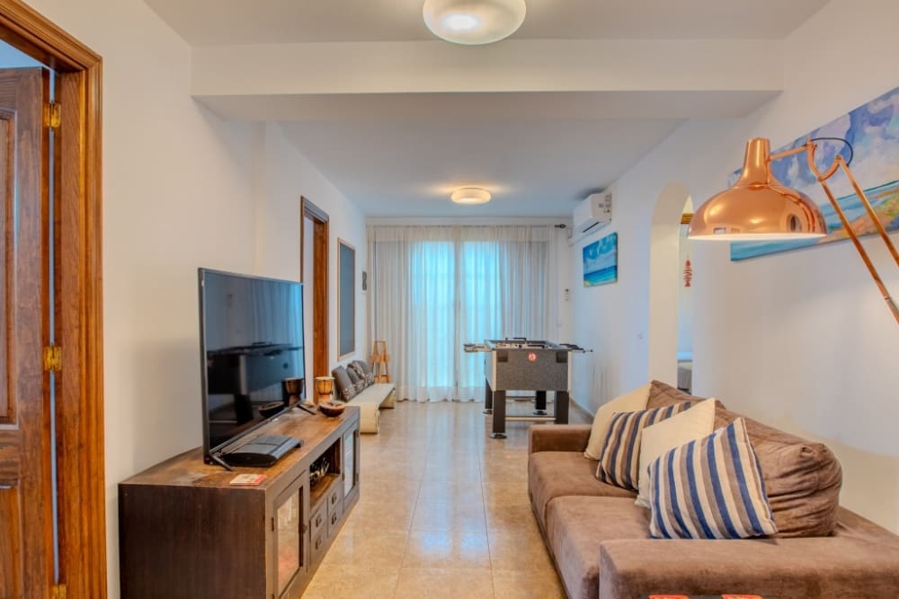 5 soverom Villa til salgs i Playa Blanca med svømmebasseng - € 725 000 (Ref: 9393332)