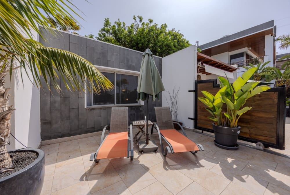 5 slaapkamer Villa te koop in Las Brenas met zwembad - € 1.299.000 (Ref: 9410947)