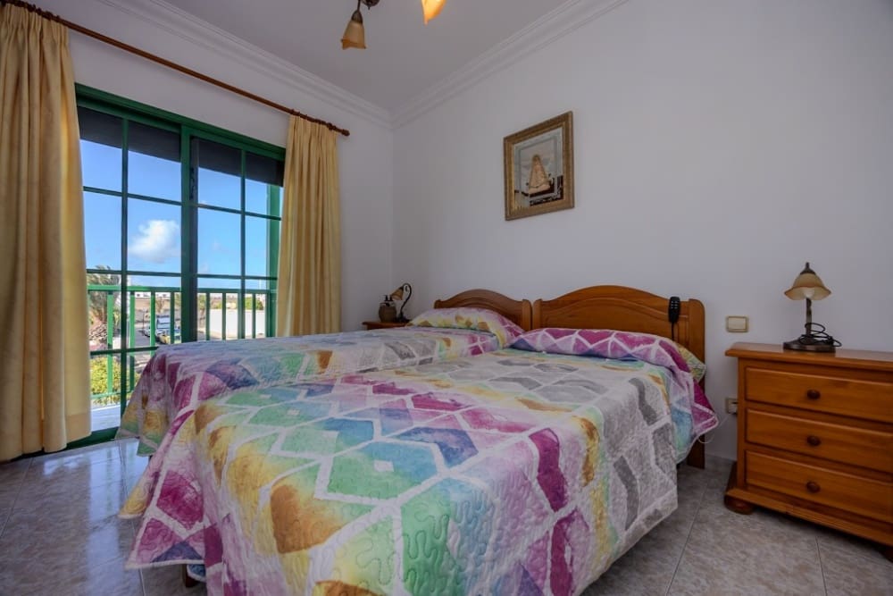 Apartamento de 3 habitaciones en Playa Blanca en venta - 258.000 € (Ref: 9410948)