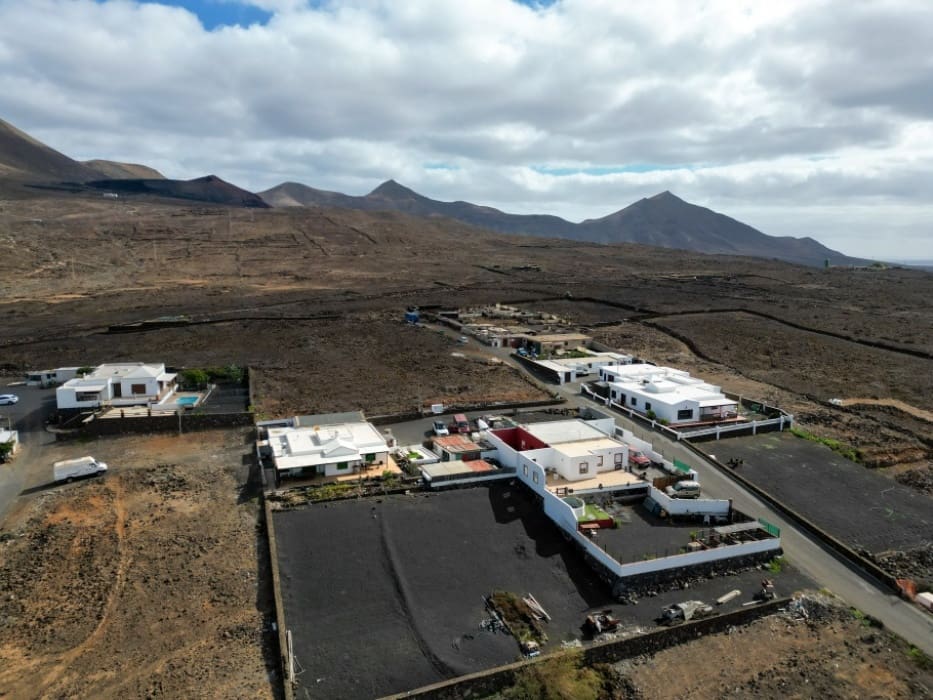 3 bedroom Villa for sale in Las Brenas - € 920,000 (Ref: 9452099)