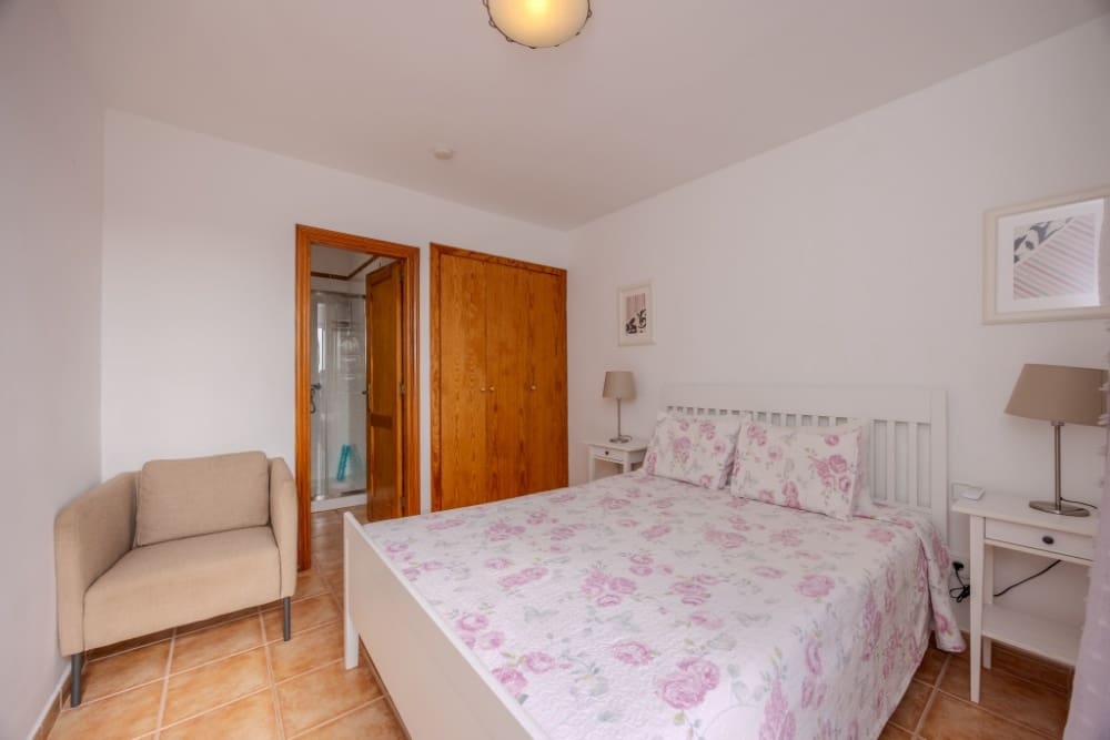 4 sypialnia Willa na sprzedaż w Playa Blanca z basenem - 750 000 € (Ref: 9465637)