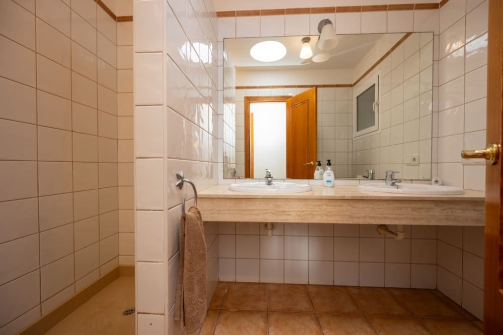 4 sypialnia Willa na sprzedaż w Playa Blanca z basenem - 750 000 € (Ref: 9465637)