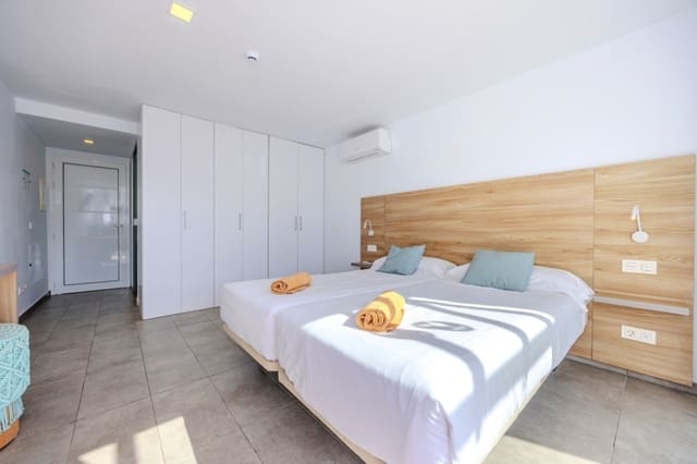 1 slaapkamer Studio te koop in Puerto del Carmen, Tías met zwembad - € 155.000 (Ref: 9504253)