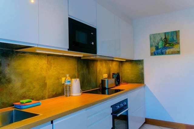 Chalet de 3 habitaciones en Puerto Calero, Yaiza en venta con piscina - 750.000 € (Ref: 9674180)