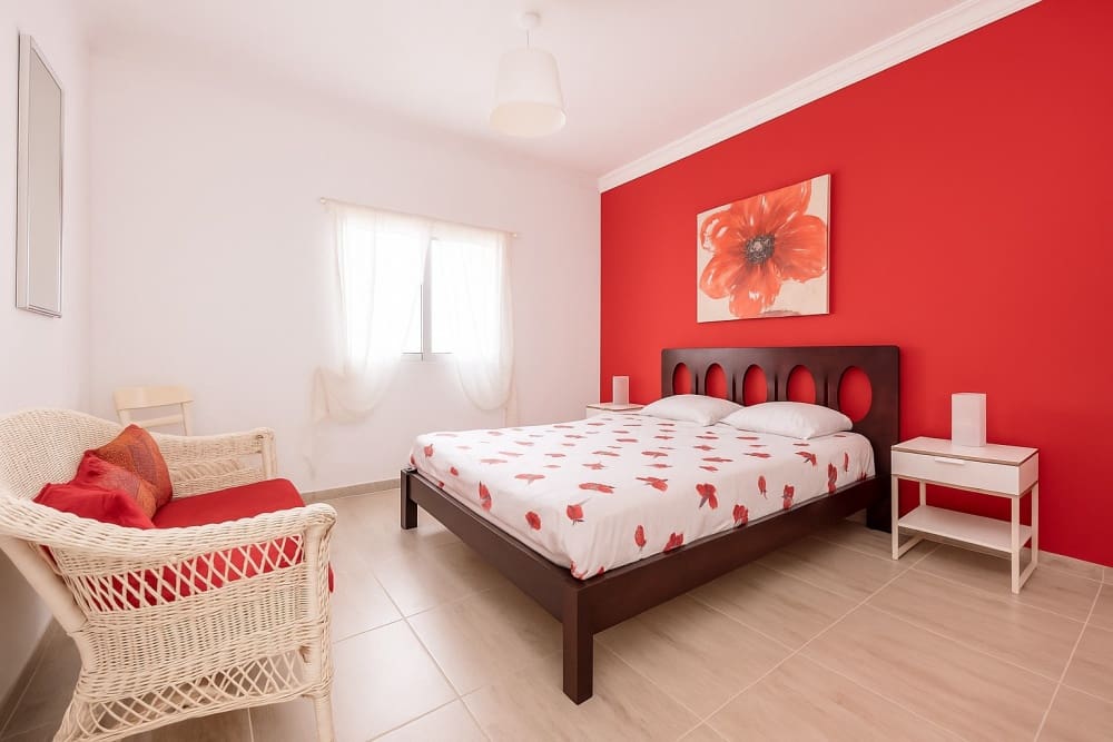 6 bedroom Villa for sale in Puerto del Carmen with pool - € 1,200,000 (Ref: 9677447)