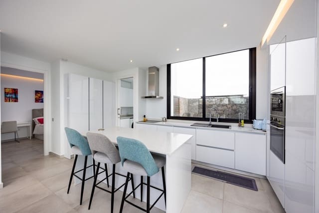 4 camera da letto Villa in vendita in Tías con piscina - 795.000 € (Rif: 9677449)