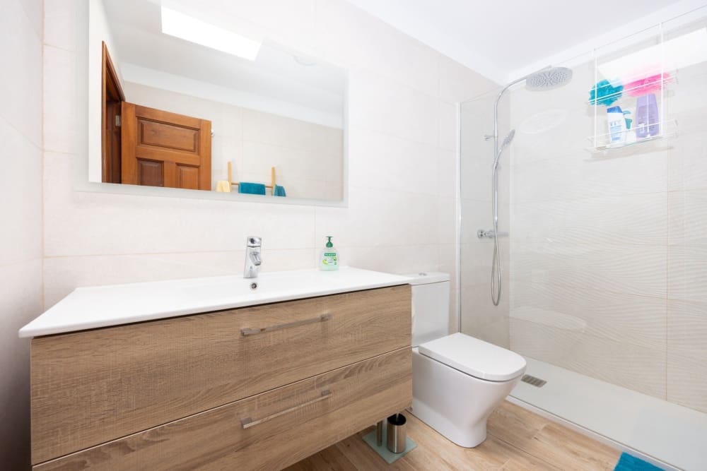 3 bedroom Villa for sale in Puerto Calero with pool - € 799,000 (Ref: 9698810)