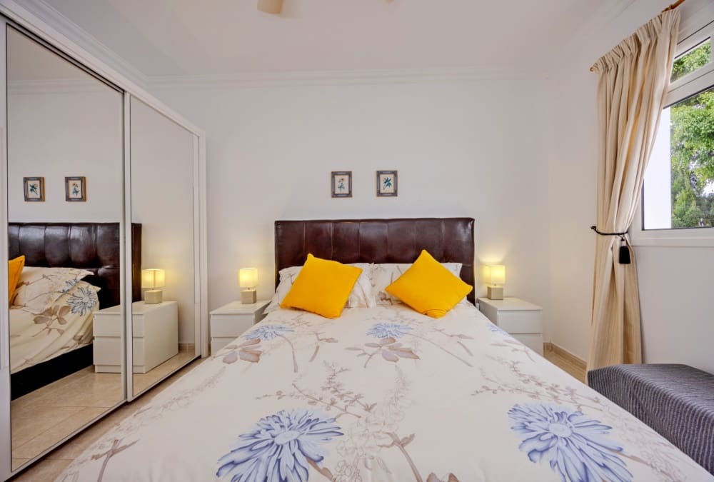 3 bedroom Villa for sale in Yaiza with pool - € 565,000 (Ref: 9701601)