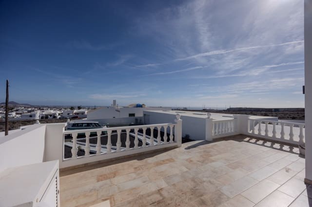 6 soveværelse Villa til salg i Guime, San Bartolomé - € 795.000 (Ref: 9761955)