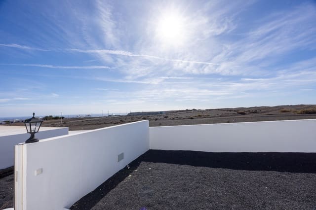 6 soveværelse Villa til salg i Guime, San Bartolomé - € 795.000 (Ref: 9761955)