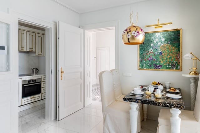 4 soveværelse Villa til salg i Puerto Calero, Yaiza med swimmingpool - € 2.400.000 (Ref: 9761956)