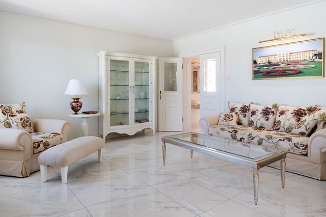 4 soveværelse Villa til salg i Puerto Calero, Yaiza med swimmingpool - € 2.400.000 (Ref: 9761956)