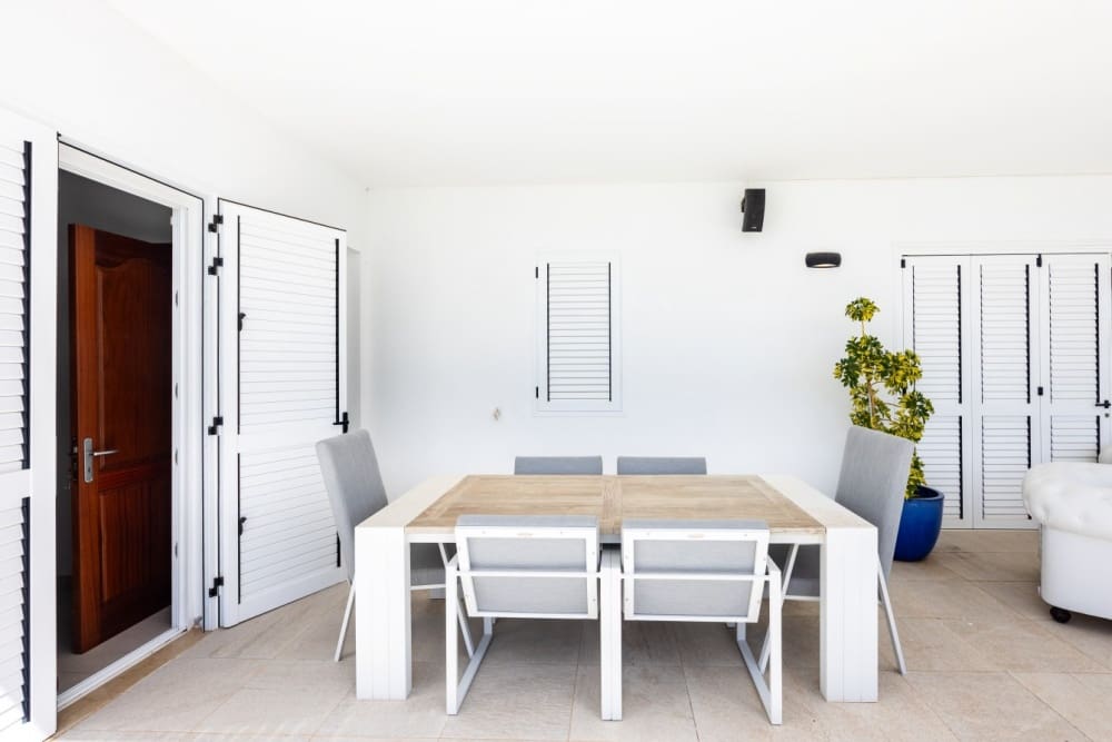 5 sypialnia Willa na sprzedaż w Puerto Calero z basenem - 1 750 000 € (Ref: 9783235)