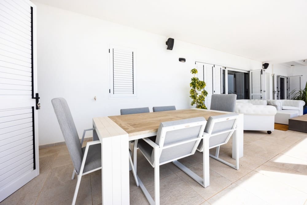 5 sypialnia Willa na sprzedaż w Puerto Calero z basenem - 1 750 000 € (Ref: 9783235)