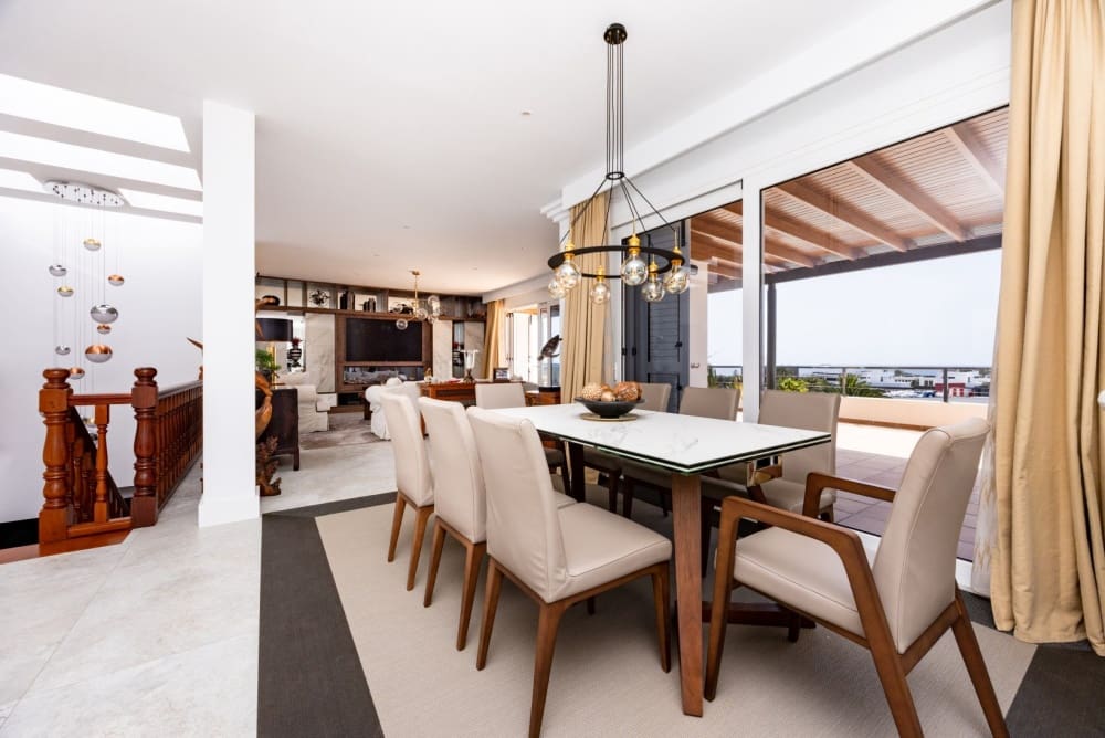 5 sypialnia Willa na sprzedaż w Puerto Calero z basenem - 1 750 000 € (Ref: 9783235)