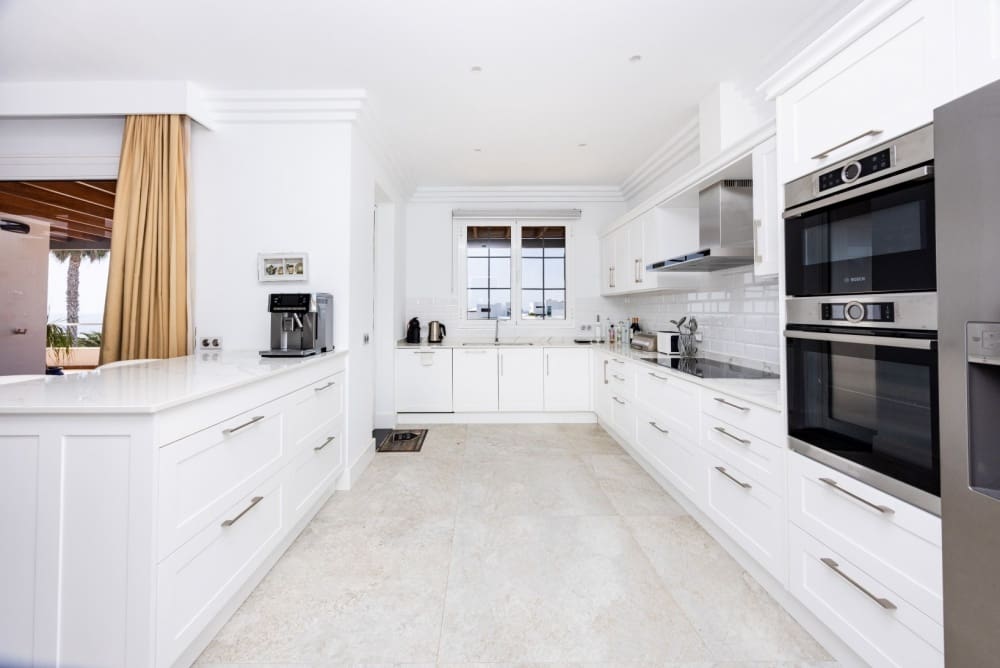 5 sypialnia Willa na sprzedaż w Puerto Calero z basenem - 1 750 000 € (Ref: 9783235)