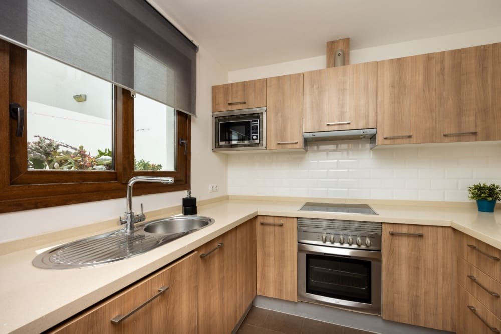 2 makuuhuone Huvila myytävänä paikassa Puerto Calero mukana uima-altaan - 369 000 € (Ref: 9799226)