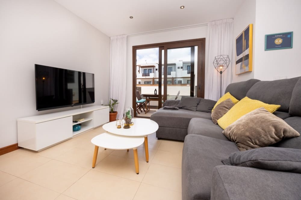 2 makuuhuone Huvila myytävänä paikassa Puerto Calero mukana uima-altaan - 369 000 € (Ref: 9799226)