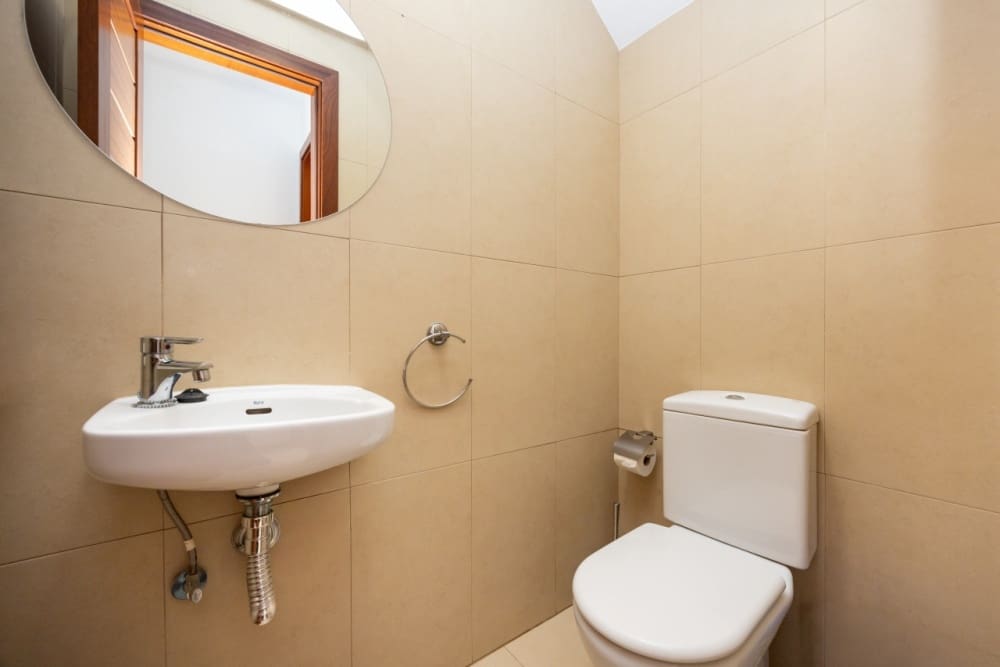 2 makuuhuone Huvila myytävänä paikassa Puerto Calero mukana uima-altaan - 369 000 € (Ref: 9799226)