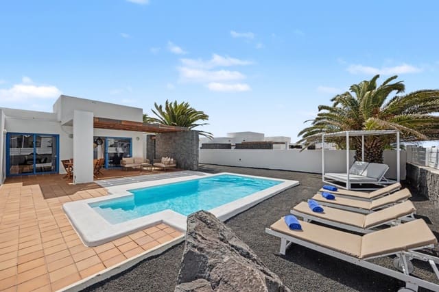 2 soverom Bungalow til salgs i Playa Blanca, Yaiza - € 480 000 (Ref: 9894446)