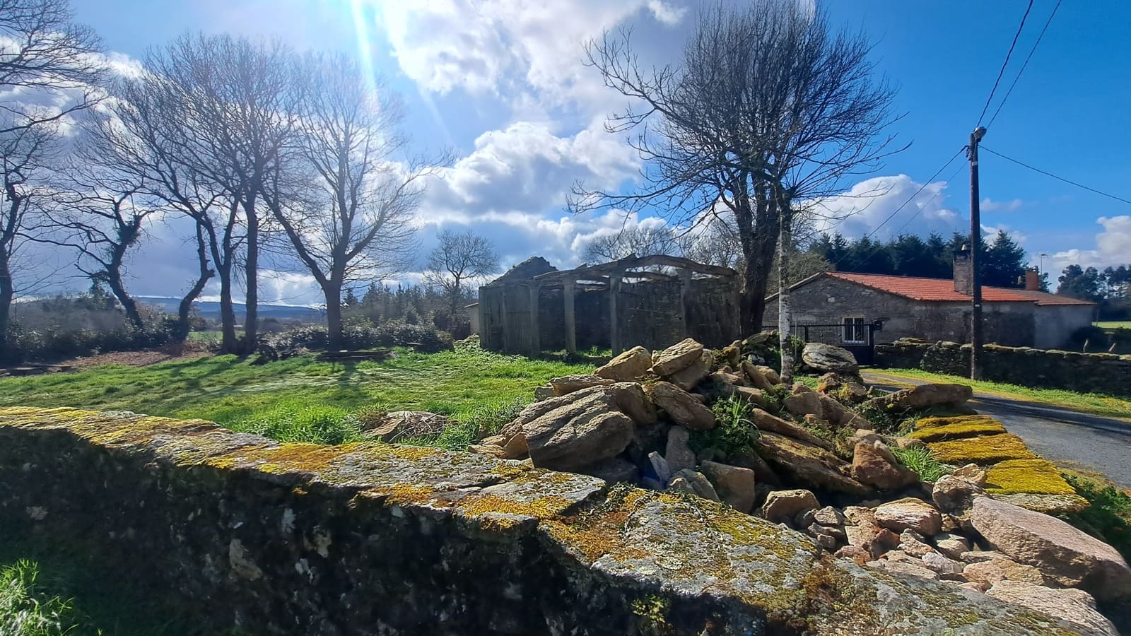 Ruin til salgs i Sobrado - € 95 000 (Ref: 9266522)