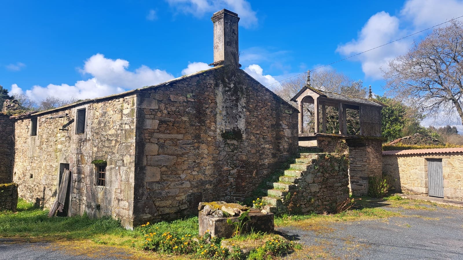 Ruin til salgs i Sobrado - € 95 000 (Ref: 9266522)