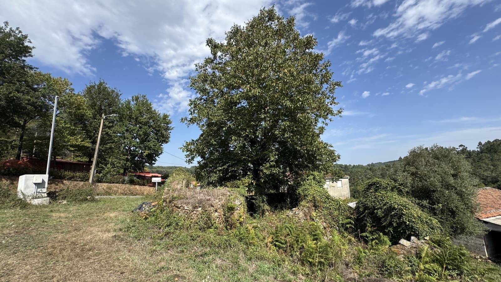 Ruin til salg i Melide - € 35.000 (Ref: 9267663)