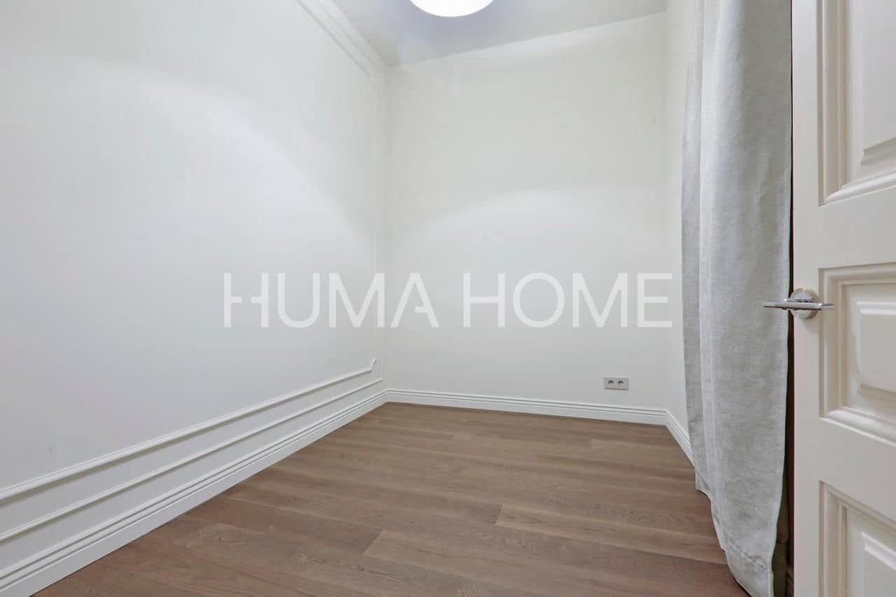 Piso de 4 habitaciones en Barcelona ciudad en venta - 1.750.000 € (Ref: 9387028)