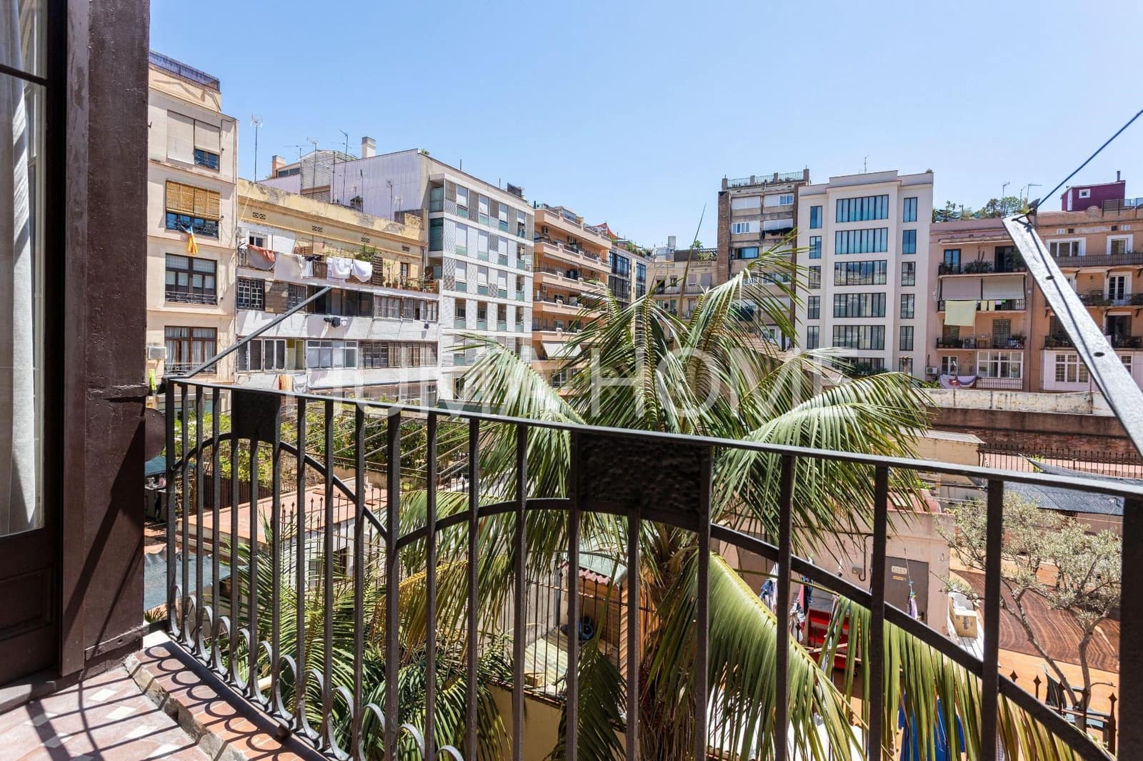 Piso de 4 habitaciones en Barcelona ciudad en venta - 1.750.000 € (Ref: 9387028)