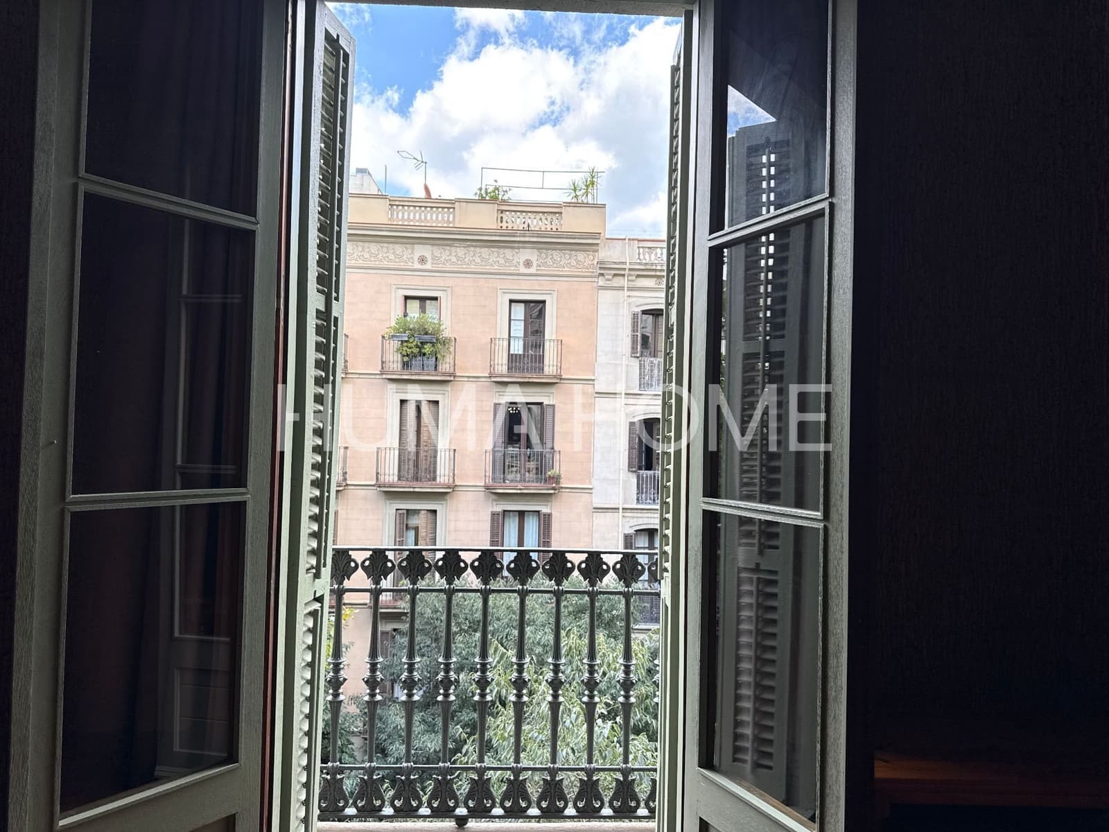 4 bedroom Flat for sale in Barcelona city - € 1,095,000 (Ref: 9387029)