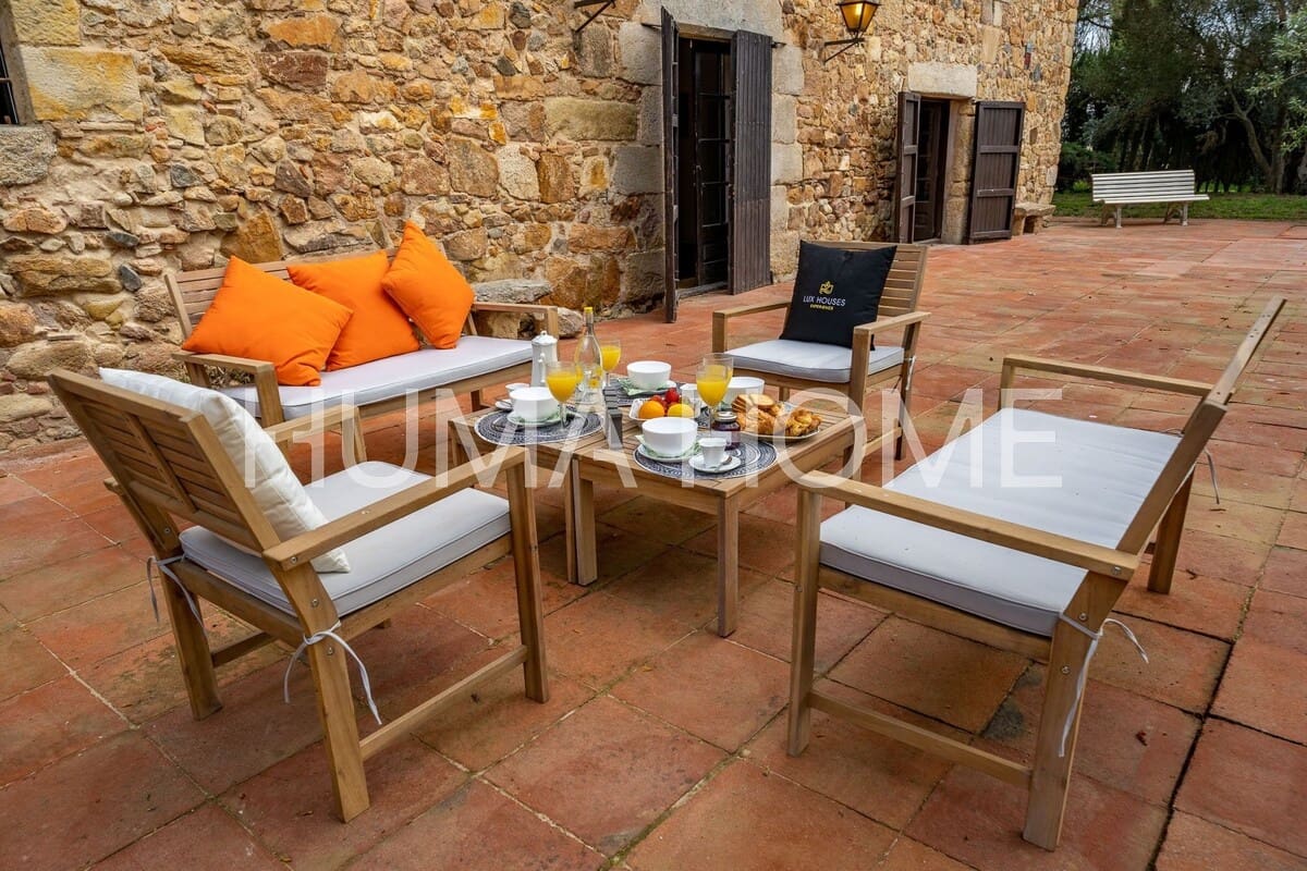 7 slaapkamer Finca/Landhuis te koop in Llagostera met zwembad - € 1.325.000 (Ref: 9387030)