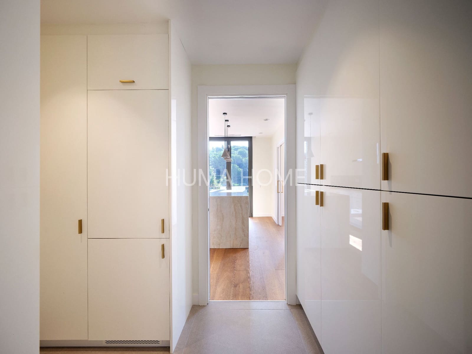 4 bedroom Villa for sale in Barcelona city with pool garage - € 1,680,000 (Ref: 9387574)