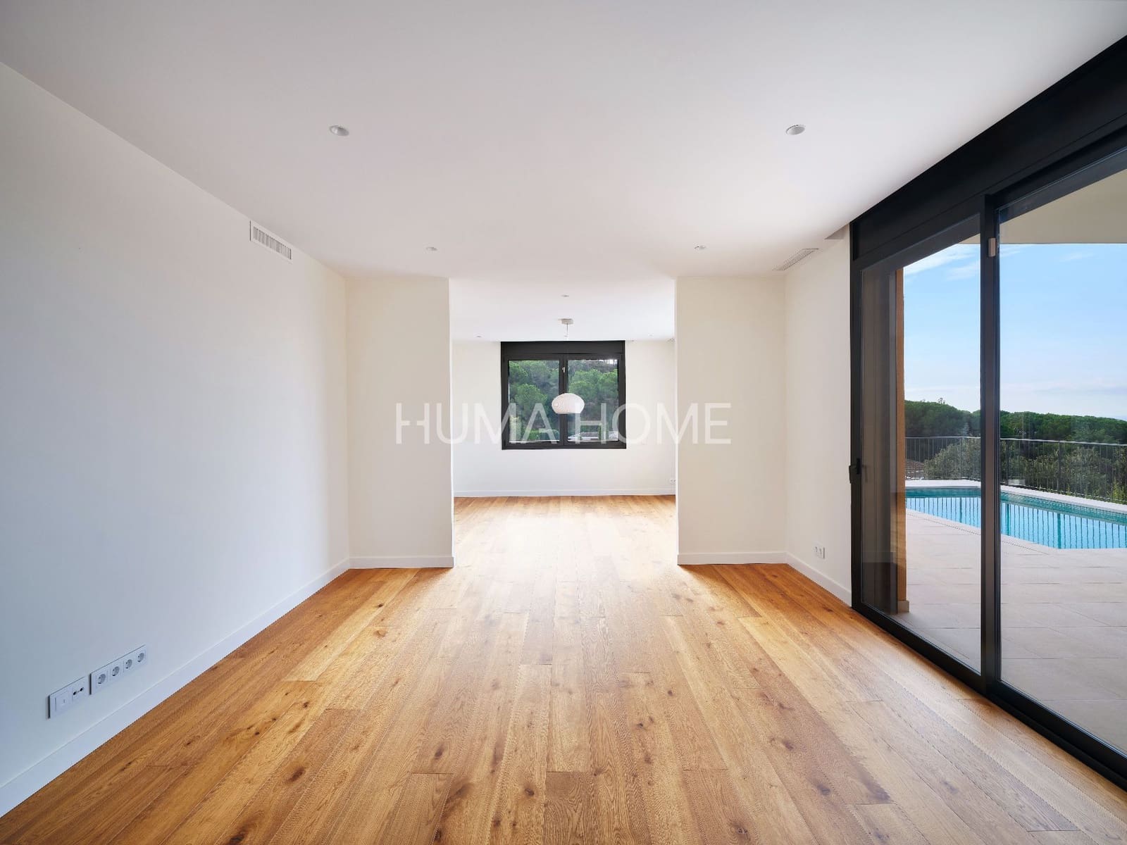 4 bedroom Villa for sale in Barcelona city with pool garage - € 1,680,000 (Ref: 9387574)