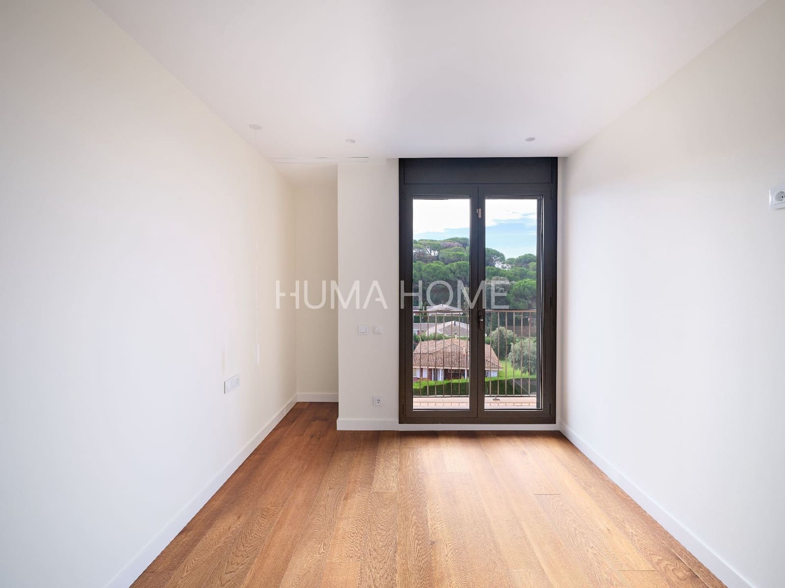 4 bedroom Villa for sale in Barcelona city with pool garage - € 1,680,000 (Ref: 9387574)