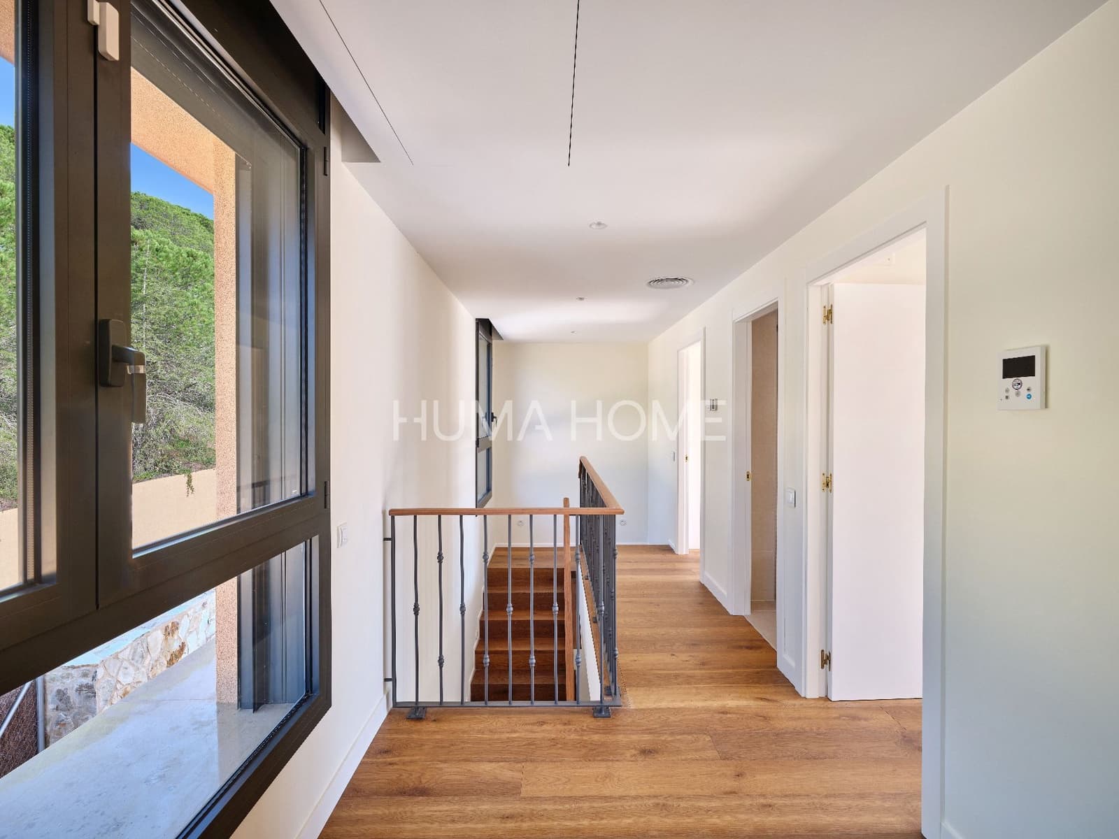 4 bedroom Villa for sale in Barcelona city with pool garage - € 1,680,000 (Ref: 9387574)