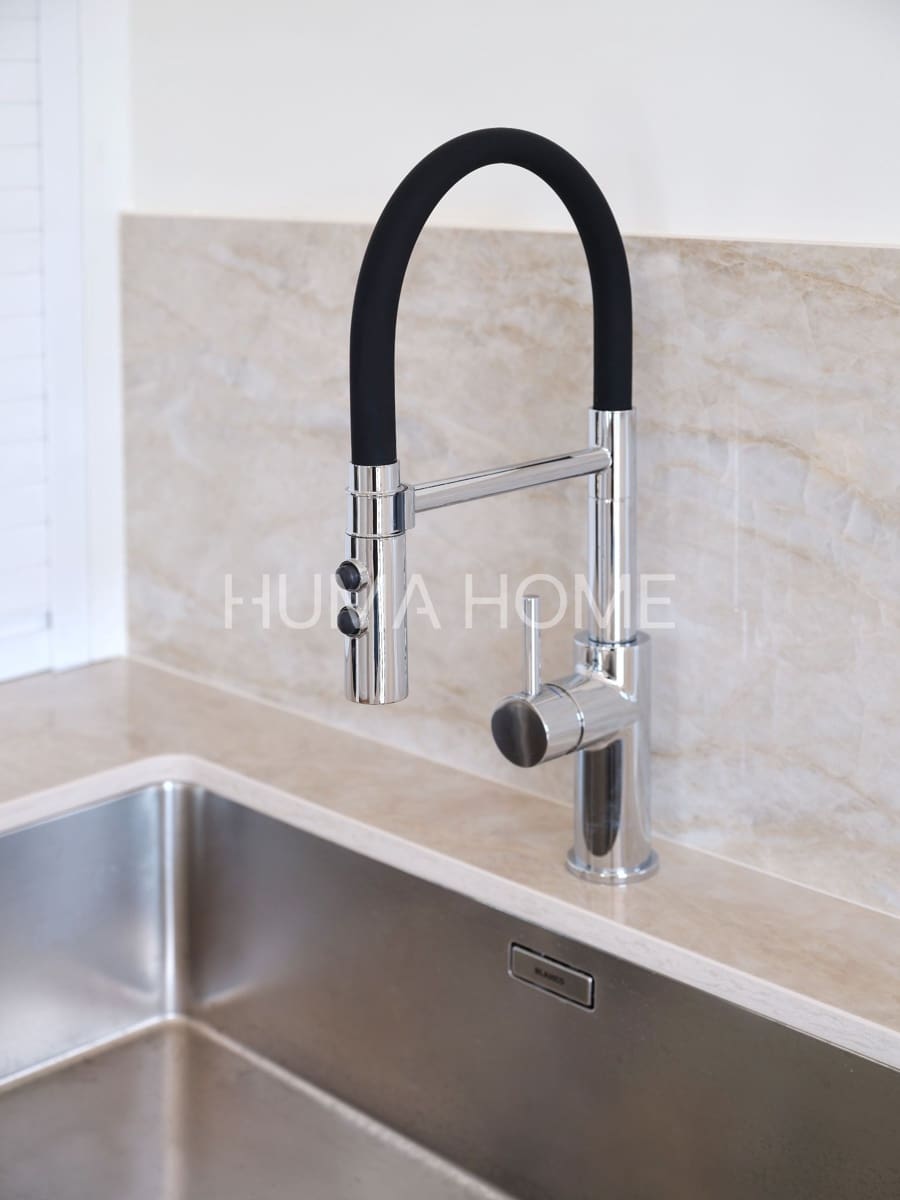 4 bedroom Villa for sale in Barcelona city with pool garage - € 1,680,000 (Ref: 9387574)