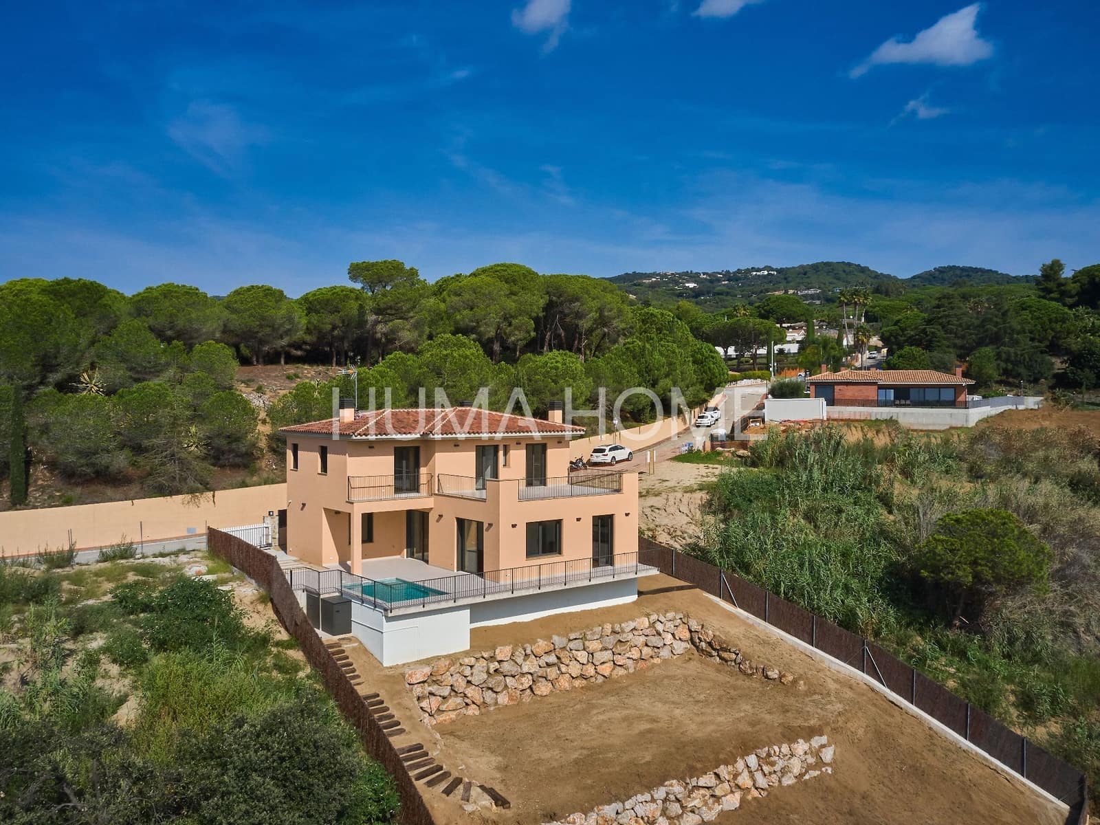 4 bedroom Villa for sale in Barcelona city with pool garage - € 1,680,000 (Ref: 9387574)