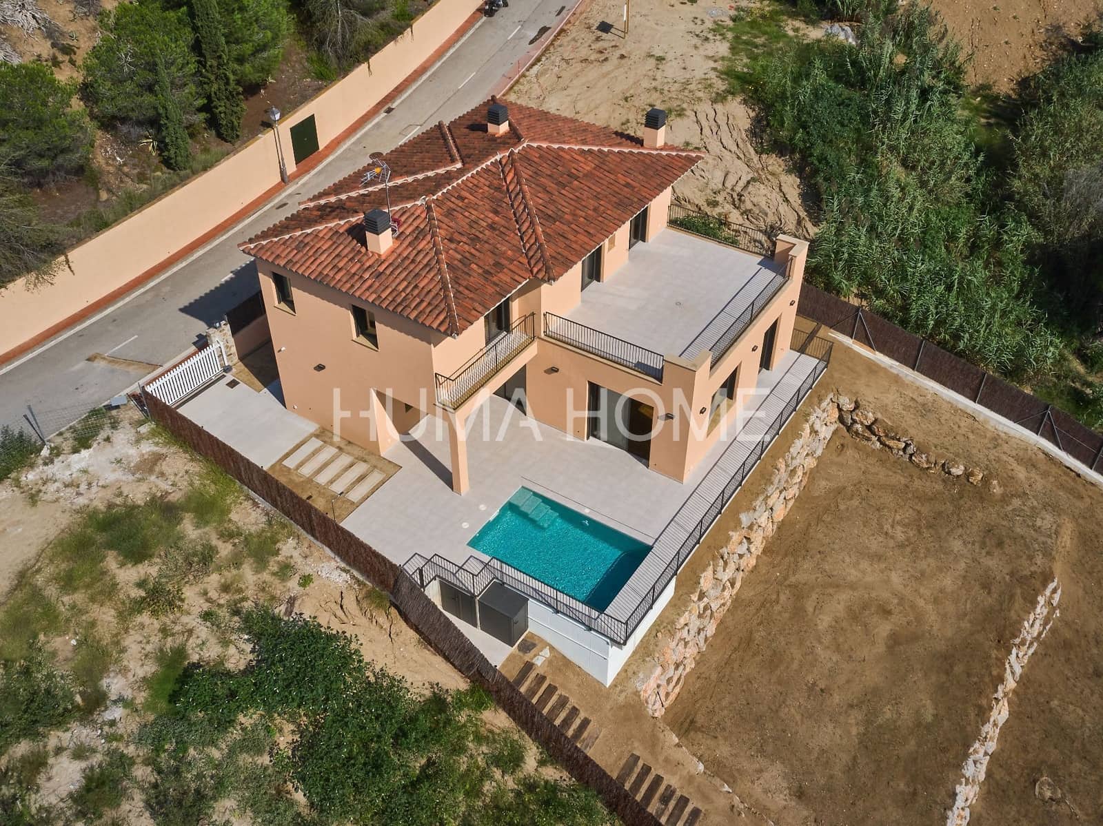 4 bedroom Villa for sale in Barcelona city with pool garage - € 1,680,000 (Ref: 9387574)