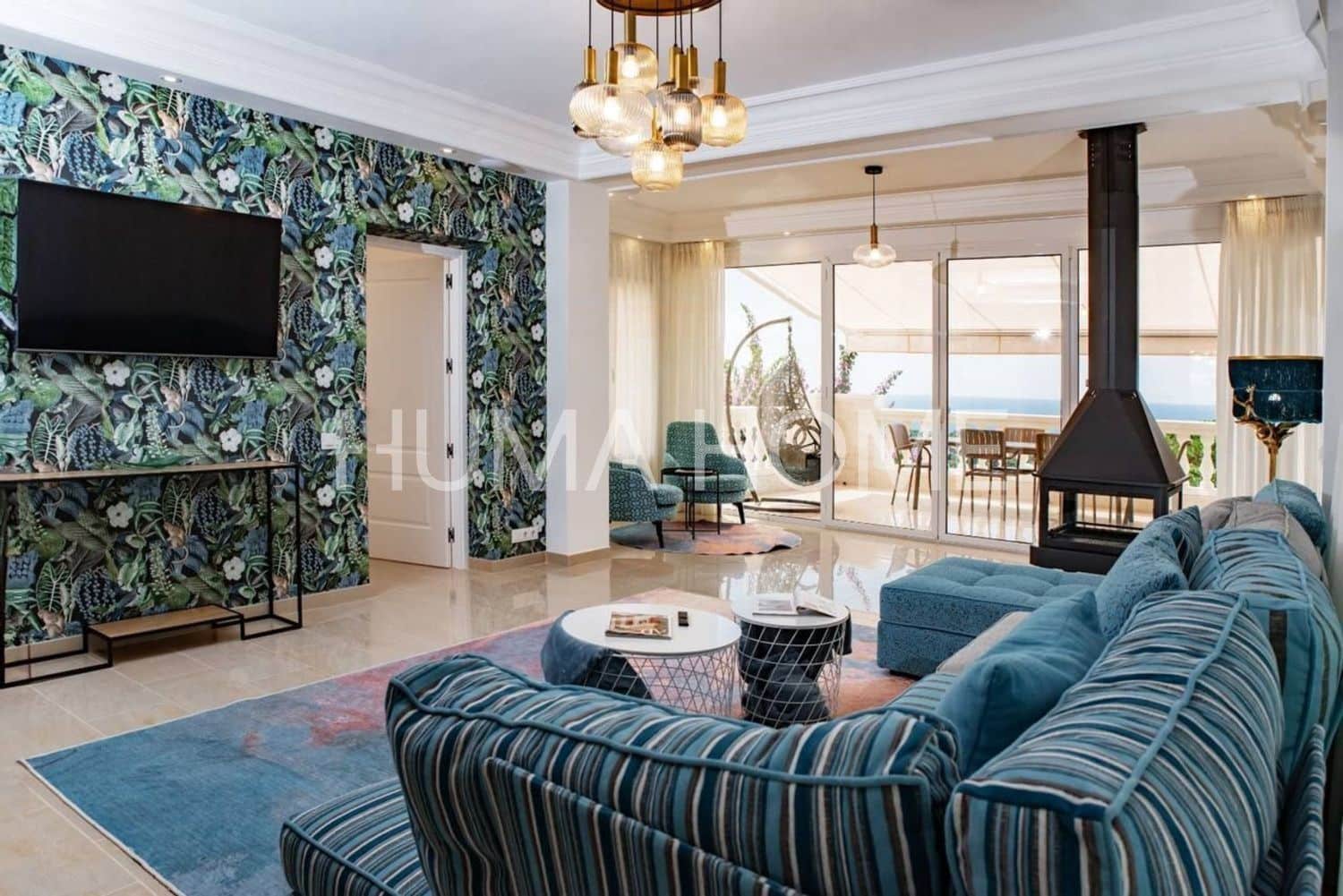 6 bedroom Villa for sale in Lloret de Mar with pool garage - € 1,350,000 (Ref: 9387575)